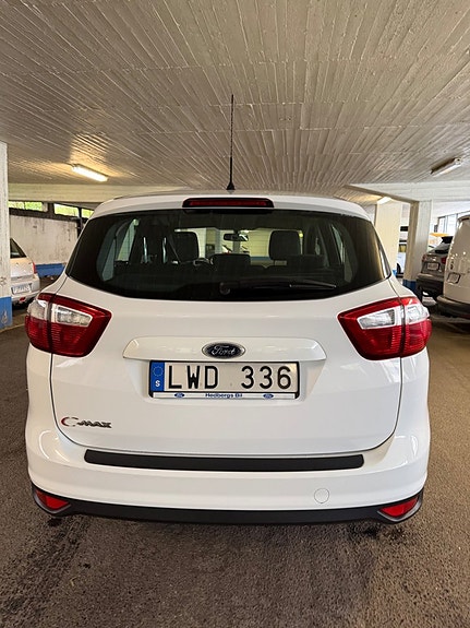 Ford C-Max 7 of 15