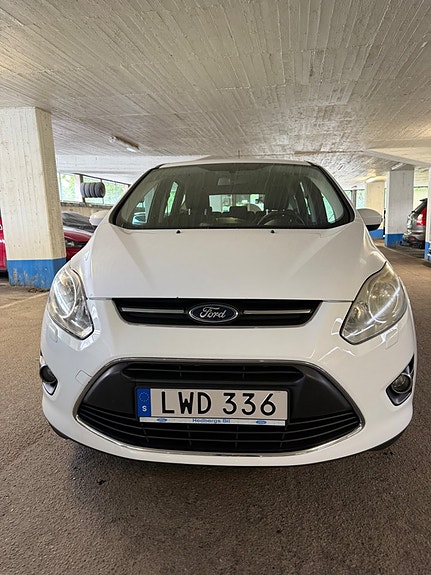 Ford C-Max 3 of 5