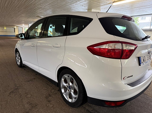 Ford C-Max 10 of 15
