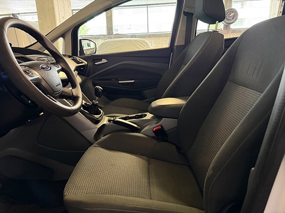 Ford C-Max 11 of 15