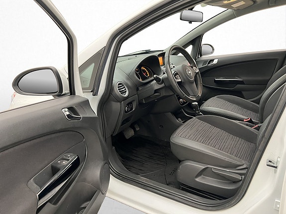 Opel Corsa 14 of 23