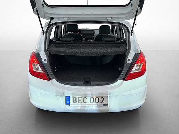 Opel Corsa 13 of 23