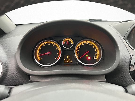 Opel Corsa 16 of 23