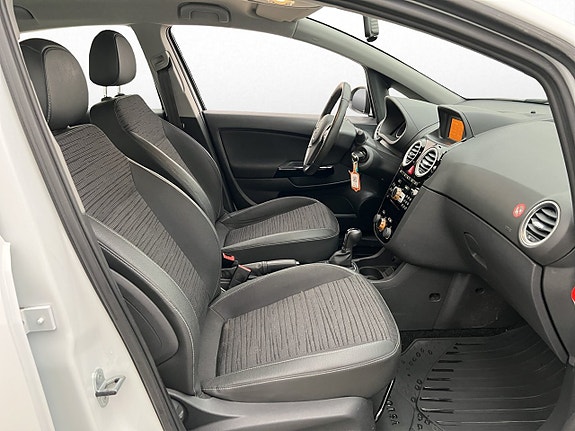 Opel Corsa 10 of 23