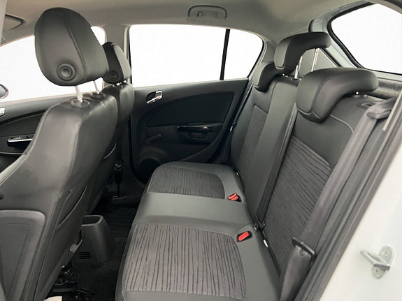 Opel Corsa 12 of 23