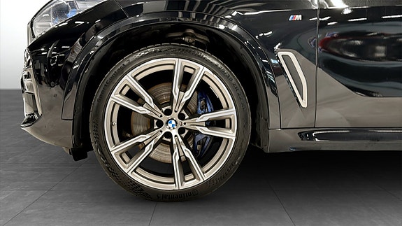 BMW X5 9 of 11