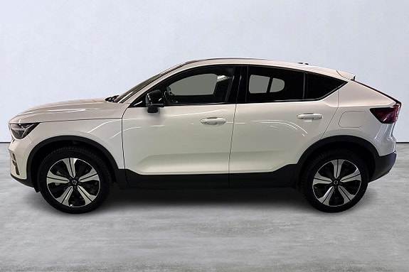 Volvo C40 2 of 5