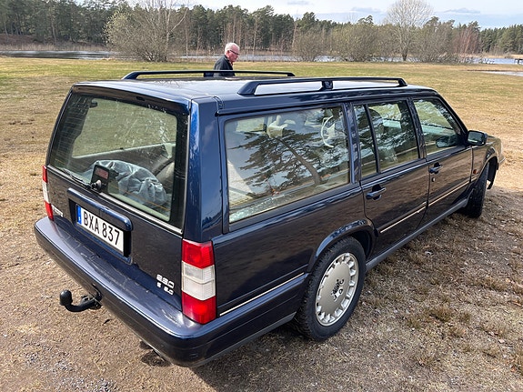 Volvo 960 2 of 5