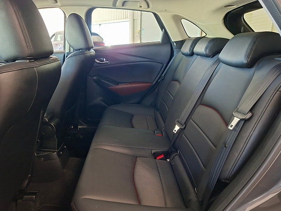 Mazda CX-3 10 of 13