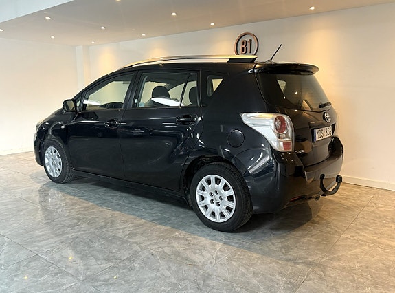 Toyota Verso 3 of 5