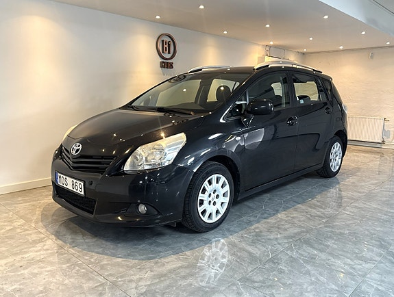 Toyota Verso 2 of 5
