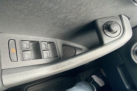 Skoda Octavia Scout 17 of 21