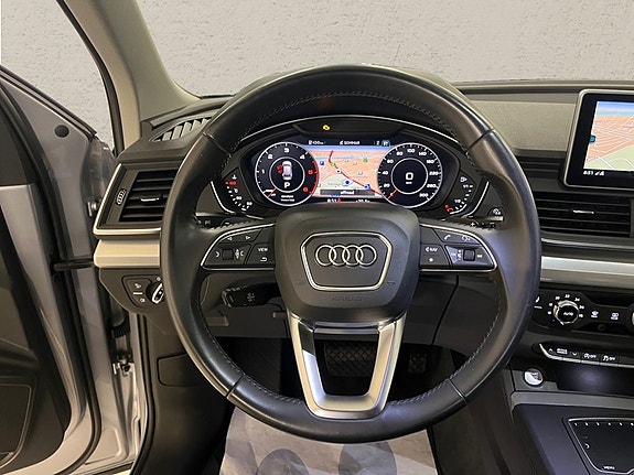 Audi Q5 4 of 5