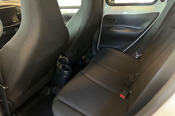 Toyota Aygo X 10 of 18