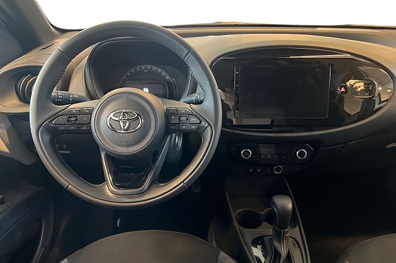 Toyota Aygo X 12 of 18