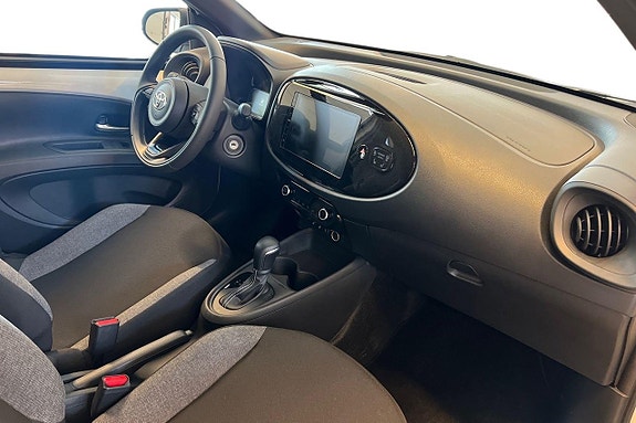 Toyota Aygo X 8 of 18