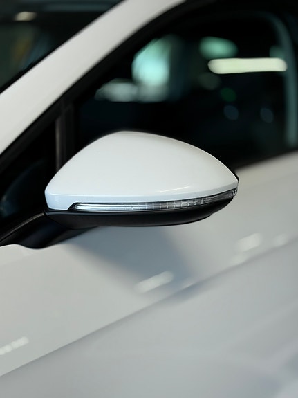 Volkswagen Golf VII 7 of 18