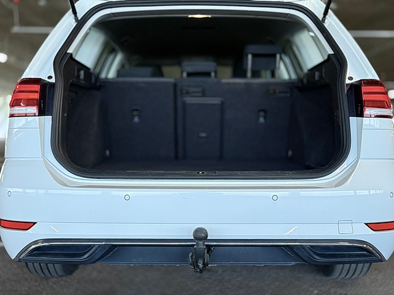 Volkswagen Golf VII 10 of 18