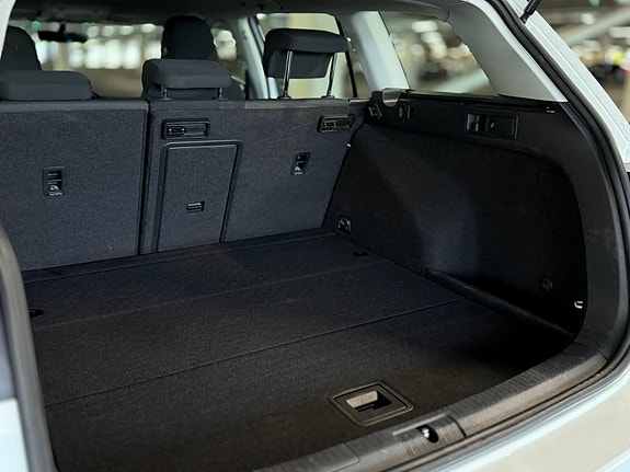 Volkswagen Golf VII 12 of 18