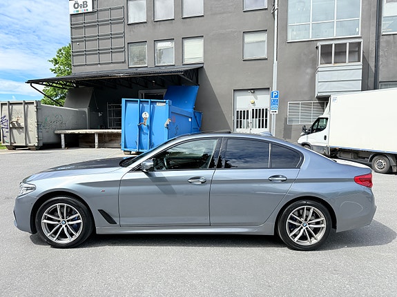 BMW 530i 6 of 30