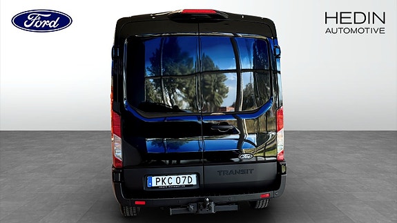 Ford Transit 7 of 9