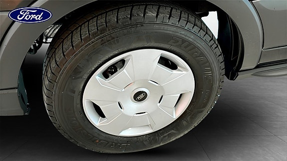 Ford Transit 9 of 9