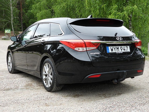 Hyundai i40 2 of 29