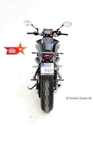 Yamaha MT-07 4 of 10