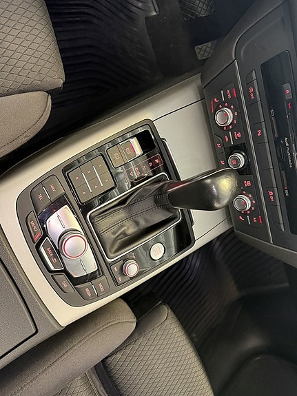 Audi A6 8 of 17
