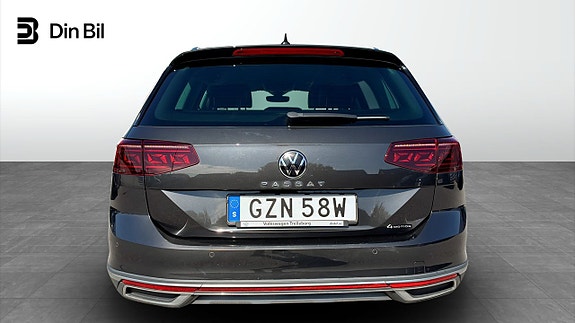 Volkswagen Passat 5 of 5