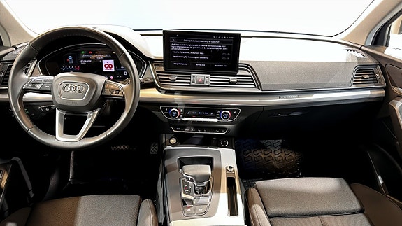 Audi Q5 10 of 21
