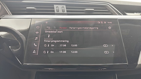 Audi e-tron 22 of 23