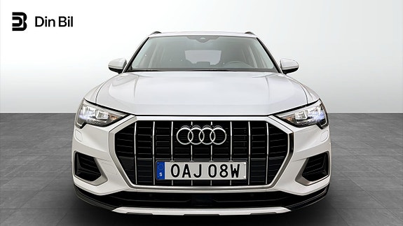 Audi Q3 4 of 5