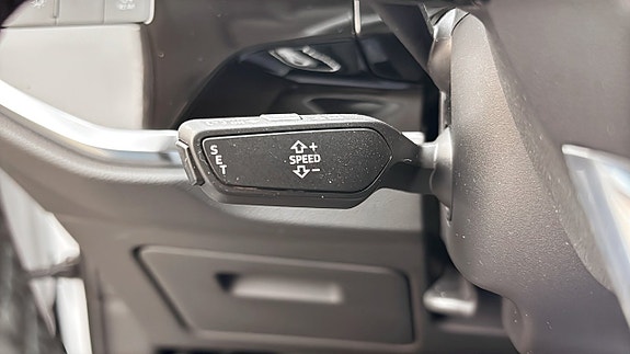 Audi Q3 15 of 19