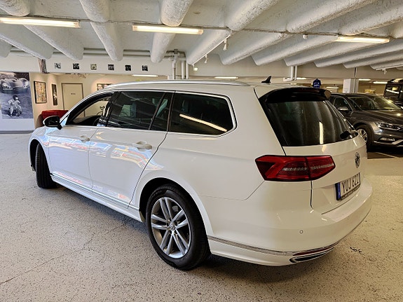 Volkswagen Passat 4 of 5