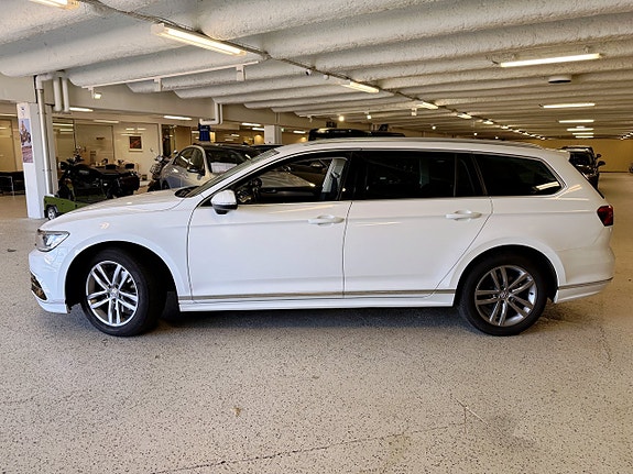 Volkswagen Passat 5 of 5