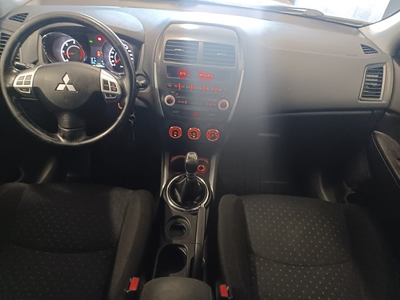 Mitsubishi ASX 10 of 15