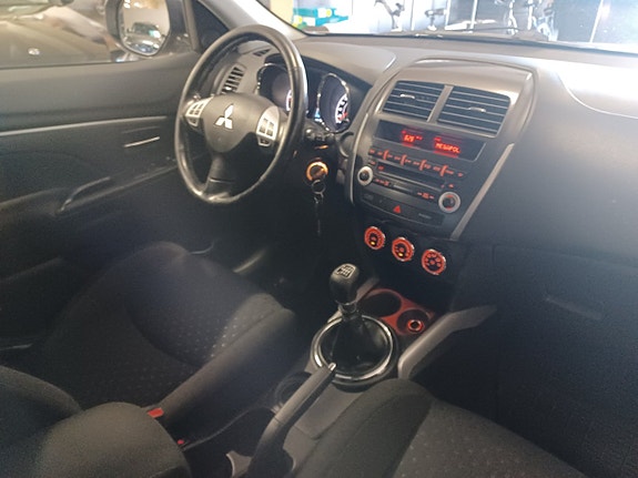 Mitsubishi ASX 9 of 15
