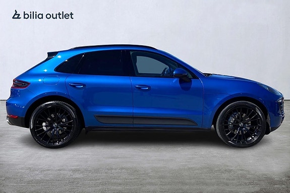 Porsche Macan S 7 of 30