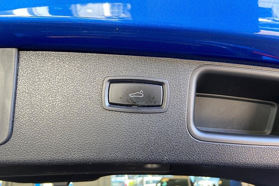 Porsche Macan S 30 of 30