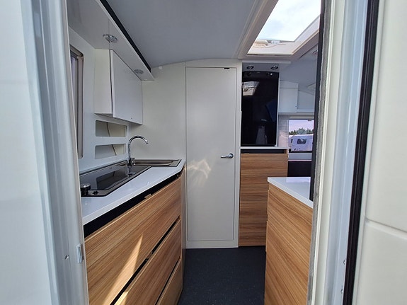 Adria Action 361 LH Dinette, Tält, Pluspaket 2 of 16