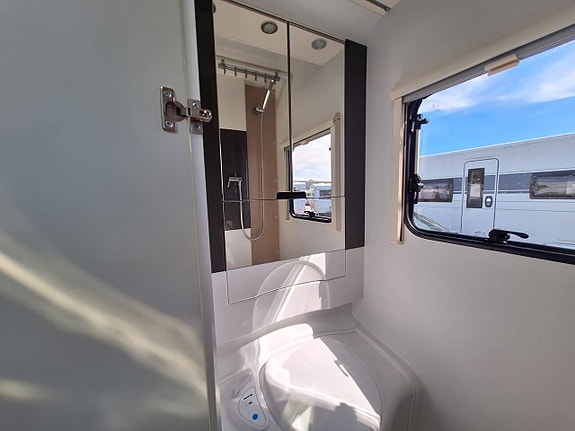 Adria Action 361 LH Dinette, Tält, Pluspaket 12 of 16