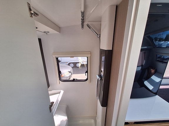 Adria Action 361 LH Dinette, Tält, Pluspaket 14 of 16