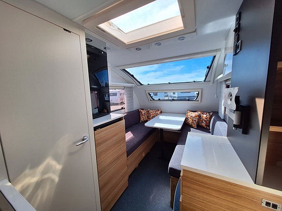 Adria Action 361 LH Dinette, Tält, Pluspaket 4 of 16