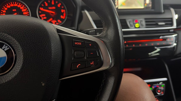 BMW 218d 25 of 30