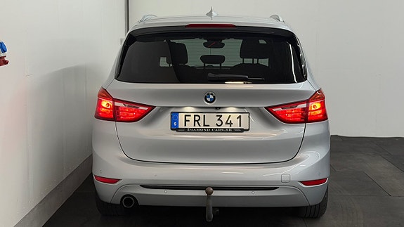 BMW 218d 10 of 30