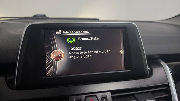 BMW 218d 28 of 30