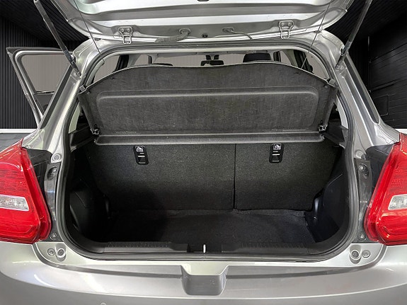 Suzuki Swift 15 of 16