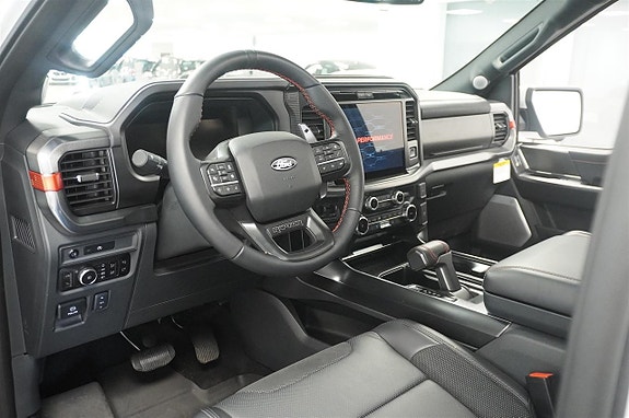 Ford F-150 4 of 28