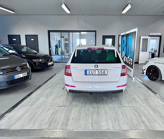 Skoda Octavia 3 of 4